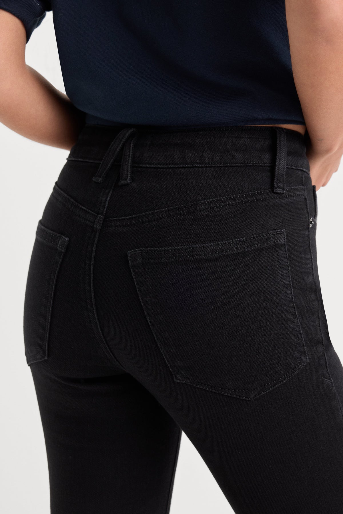SOFT TECH GOOD PETITE STRAIGHT JEANSBLACK001