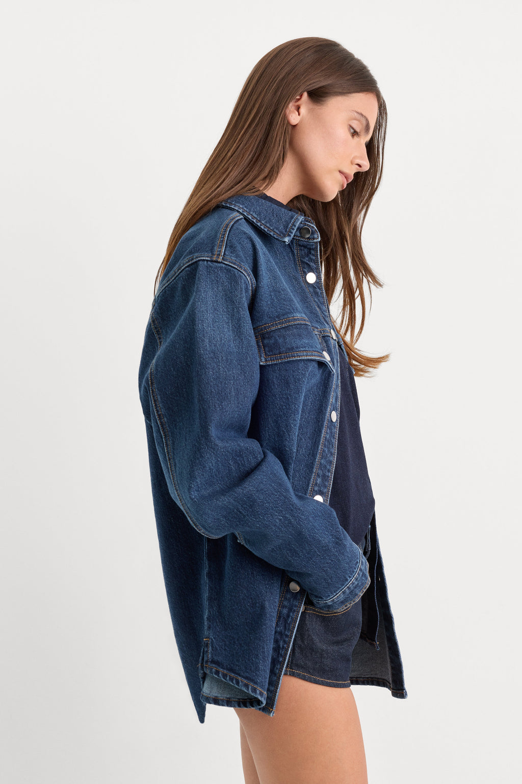 THE DENIM OVERSHIRT BOUNCE