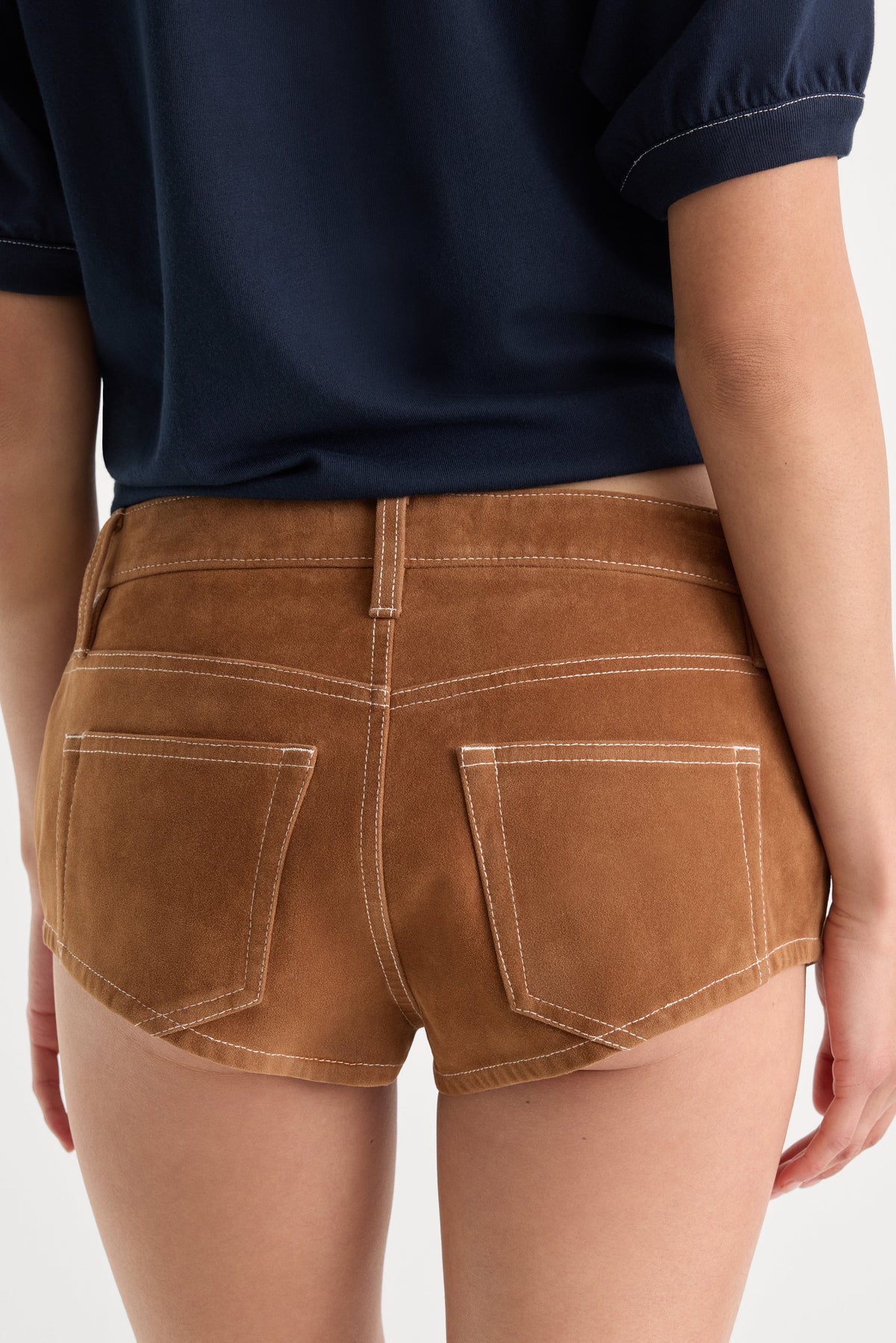 THE BETTER THAN SUEDE MICRO SHORT CAFE CLAY