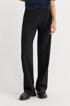 THE LOW RISE STRAIGHT LEG TROUSER BLACK001
