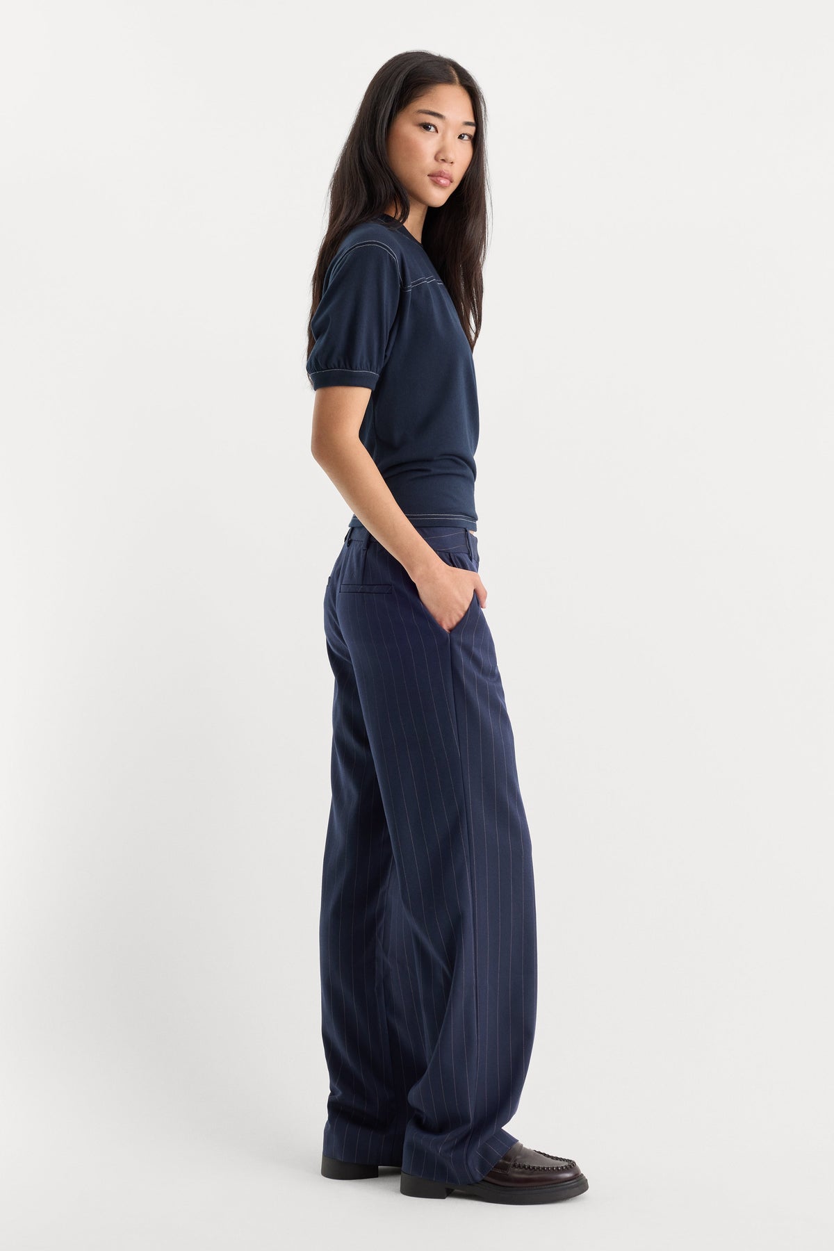 THE LOW RISE STRAIGHT LEG TROUSER NAVY PINSTRIPE