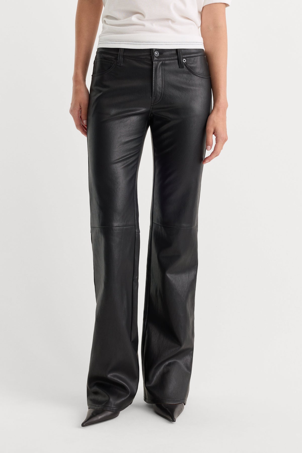 BETTER THAN LEATHER LOW RISE BOOTCUT BLACK001