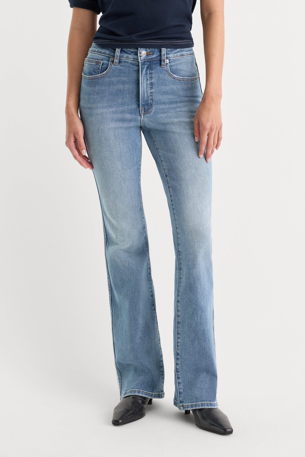 GOOD CLASSIC BOOTCUT JEANS CEDARWICK