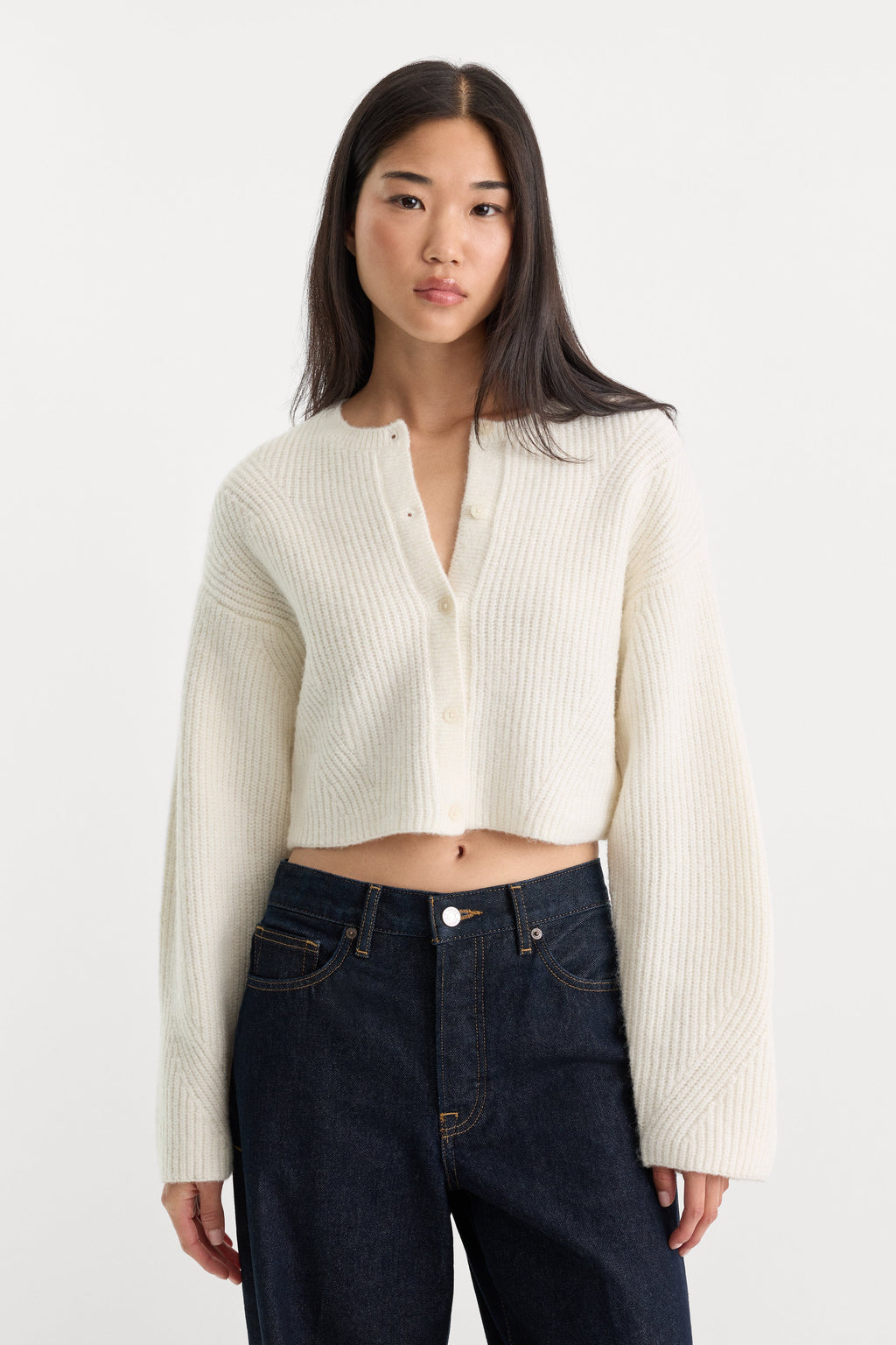 THE CHUNKY KNIT CARDIGAN CHALK