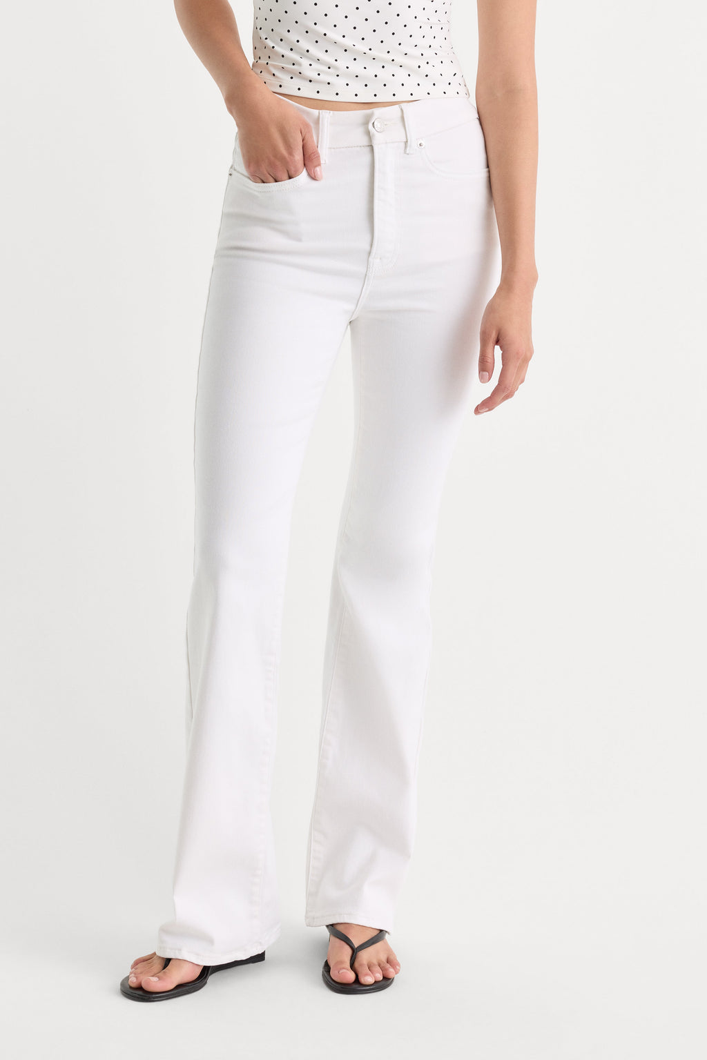 ALWAYS FITS GOOD CLASSIC BOOTCUT JEANS WHITE