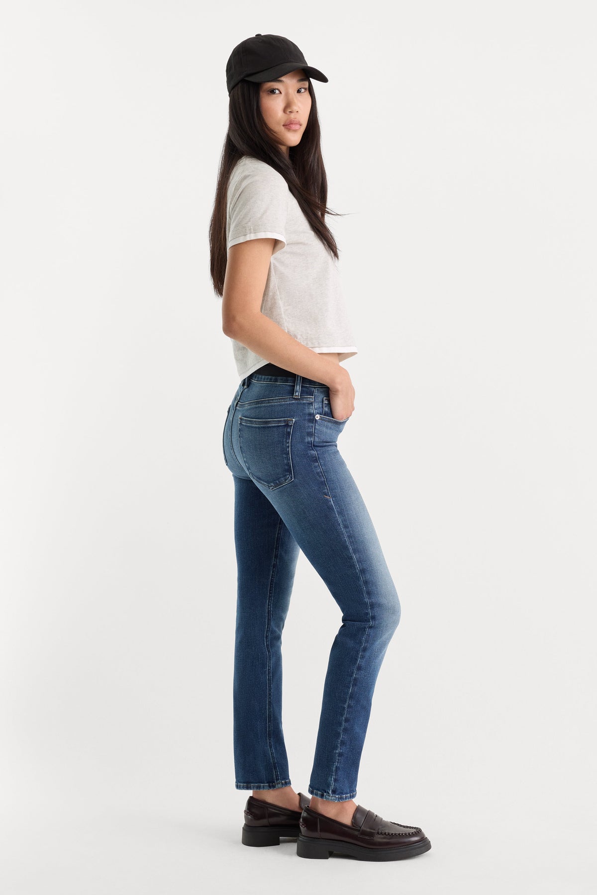 MID RISE CIGARETTE JEANS NEWCREST