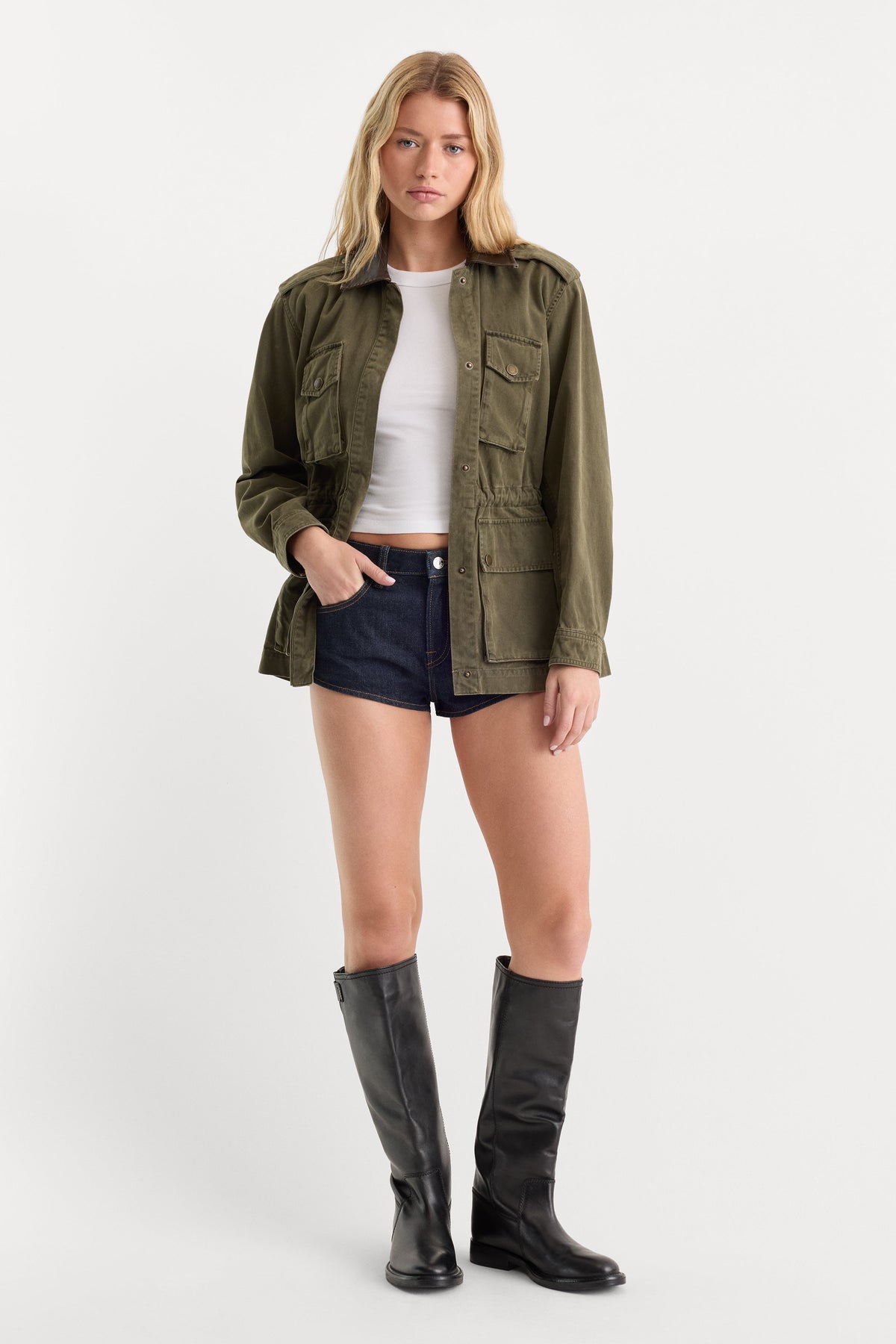 THE FIELD JACKET TEA BARK