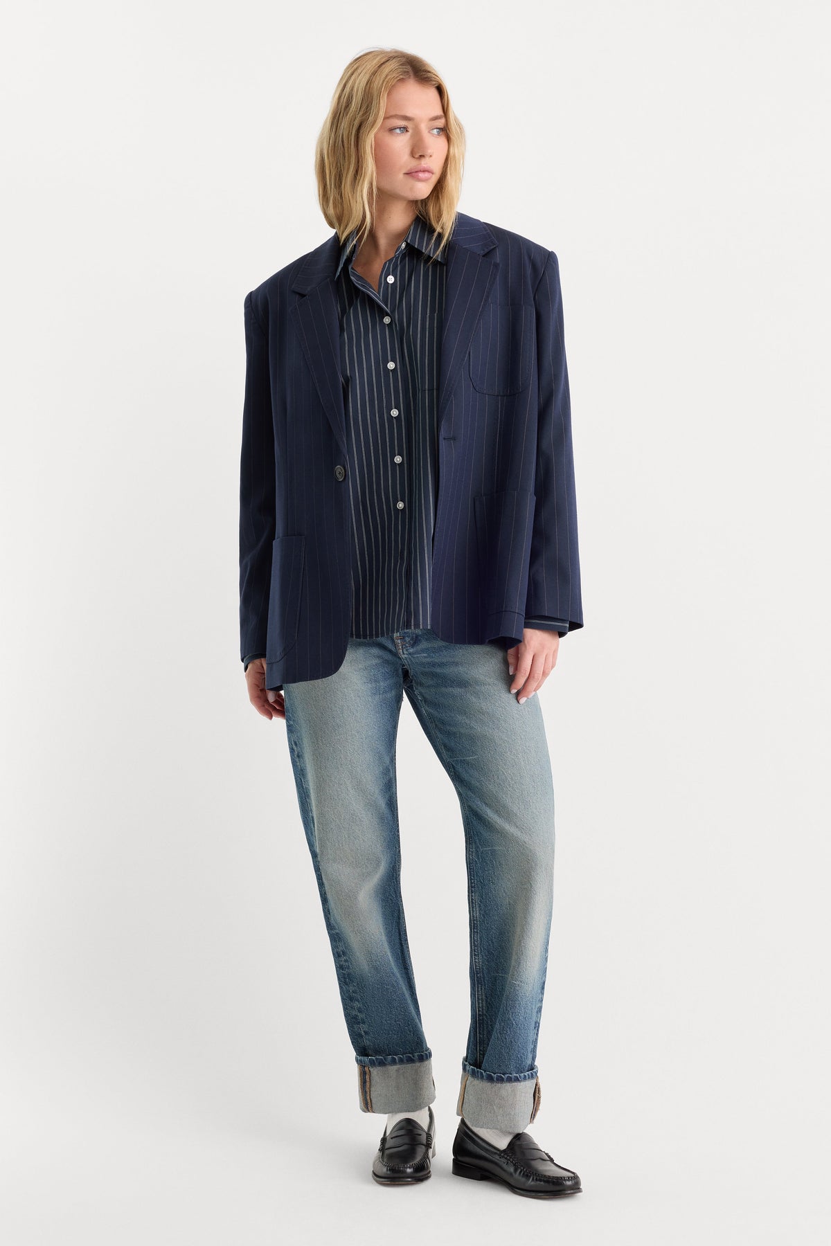 THE OVERSIZED BLAZER NAVY PINSTRIPE