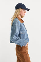 THE DENIM SWING CROPPED JACKET AMBER