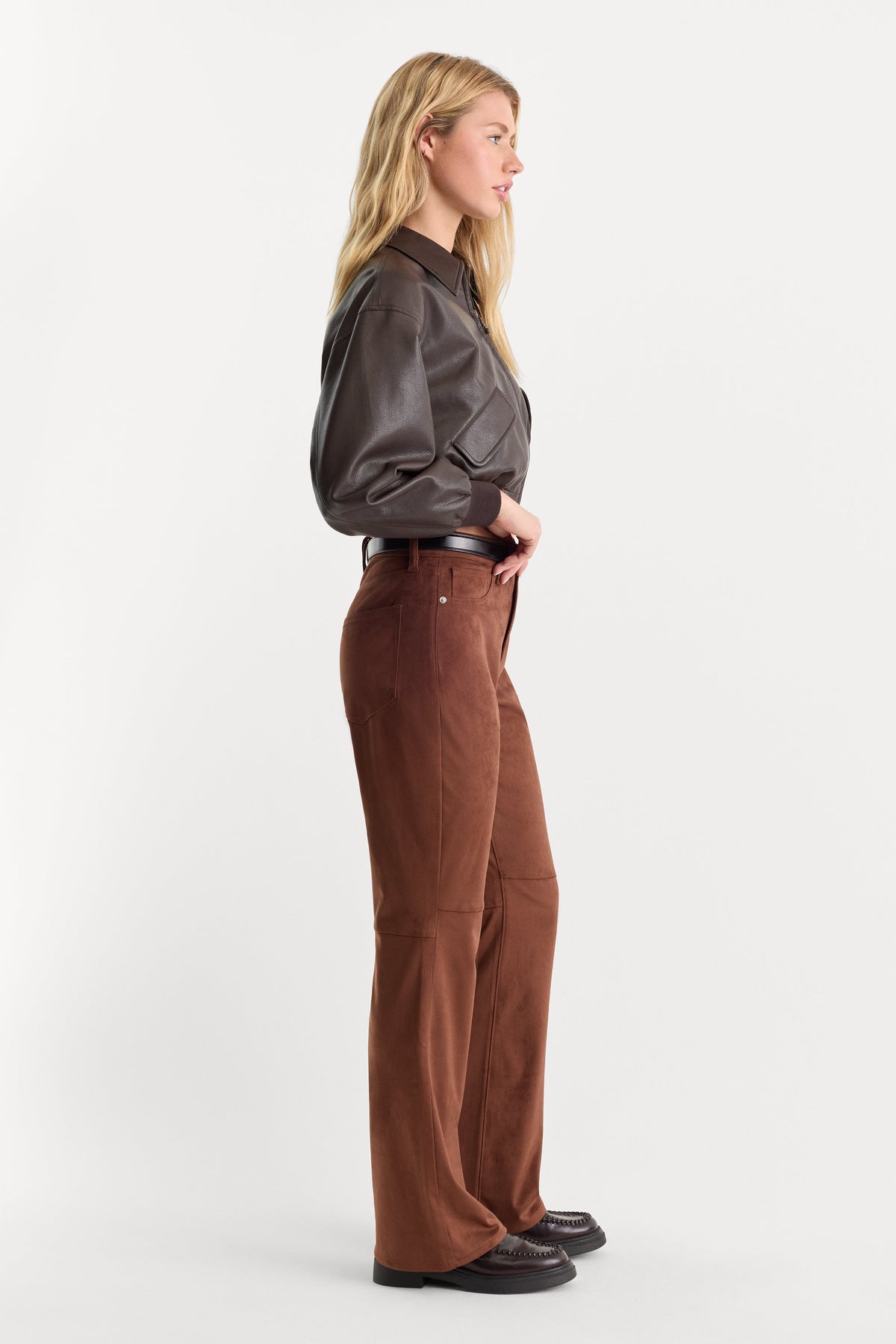 BETTER THAN SUEDE GOOD CLASSIC BOOTCUT PANT CAFE CLAY