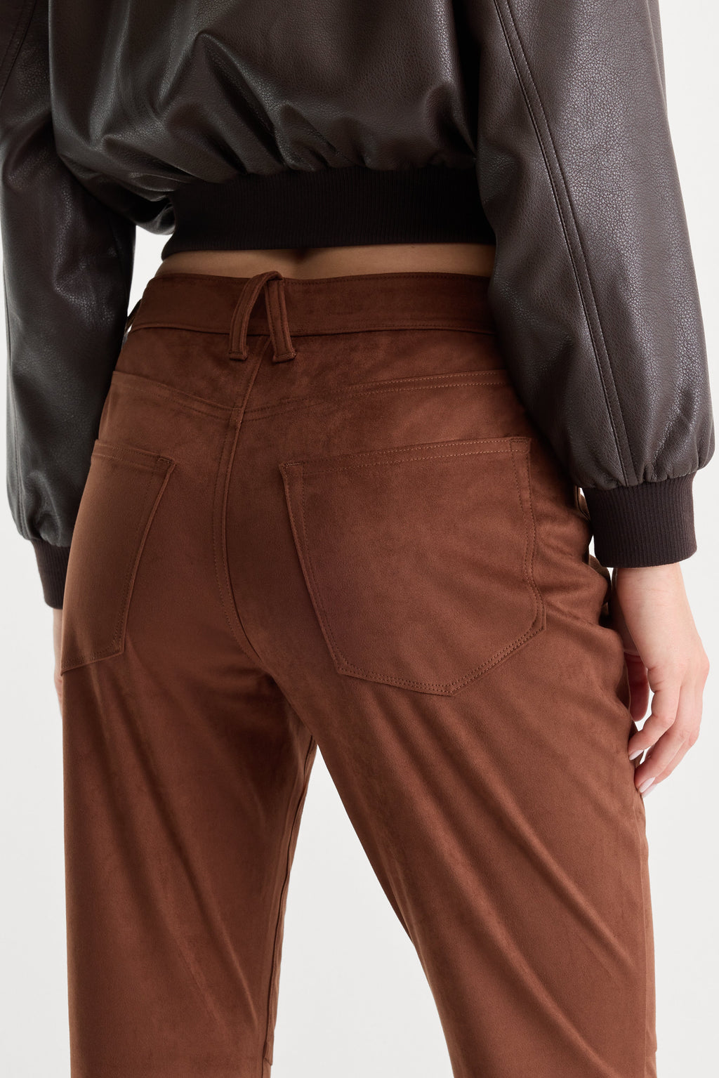 BETTER THAN SUEDE GOOD CLASSIC BOOTCUT PANT CAFE CLAY