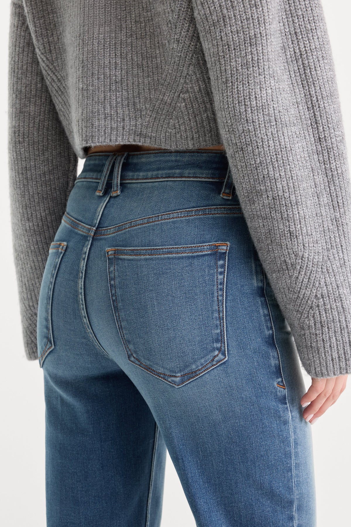 GOOD TRUE STRAIGHT JEANS CRESTVIEW