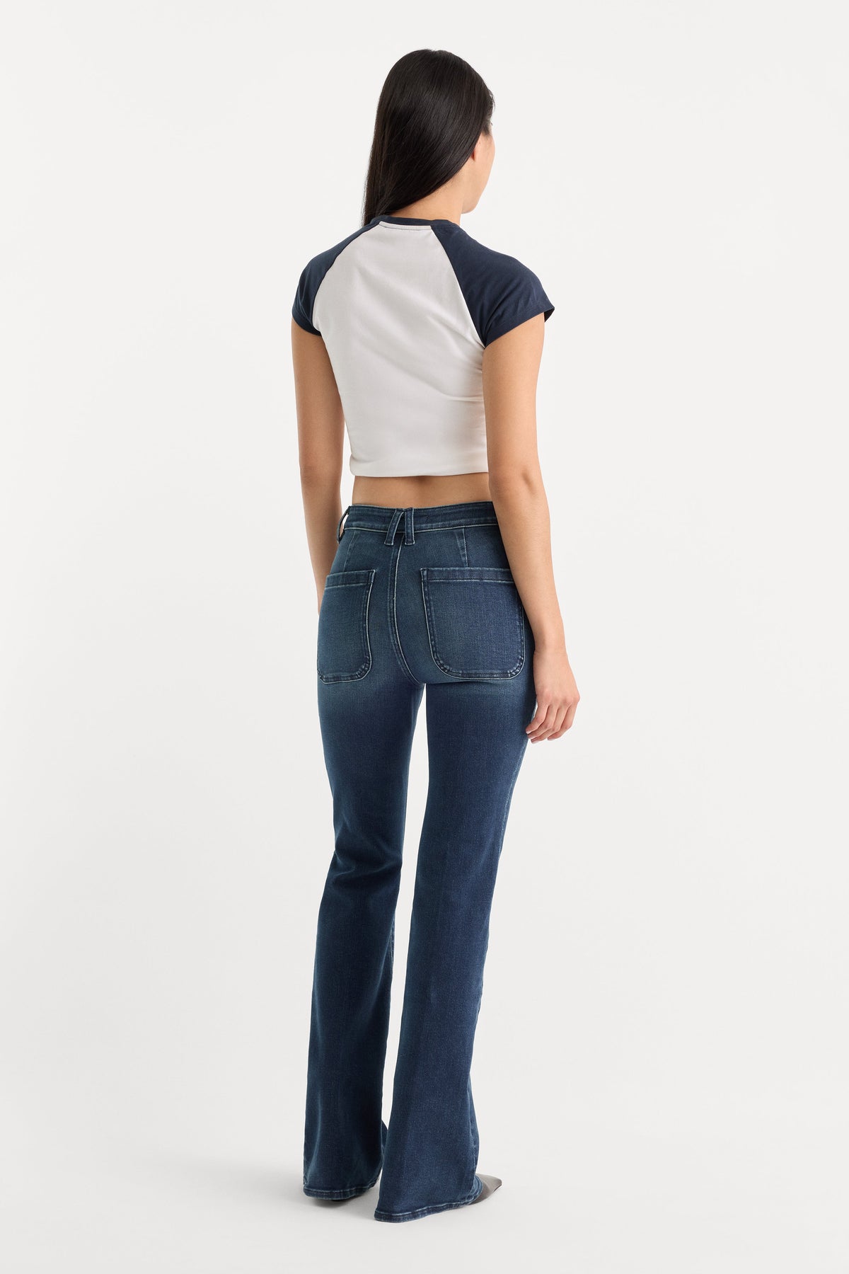 GOOD PETITE FLARE JEANS LYRICAL
