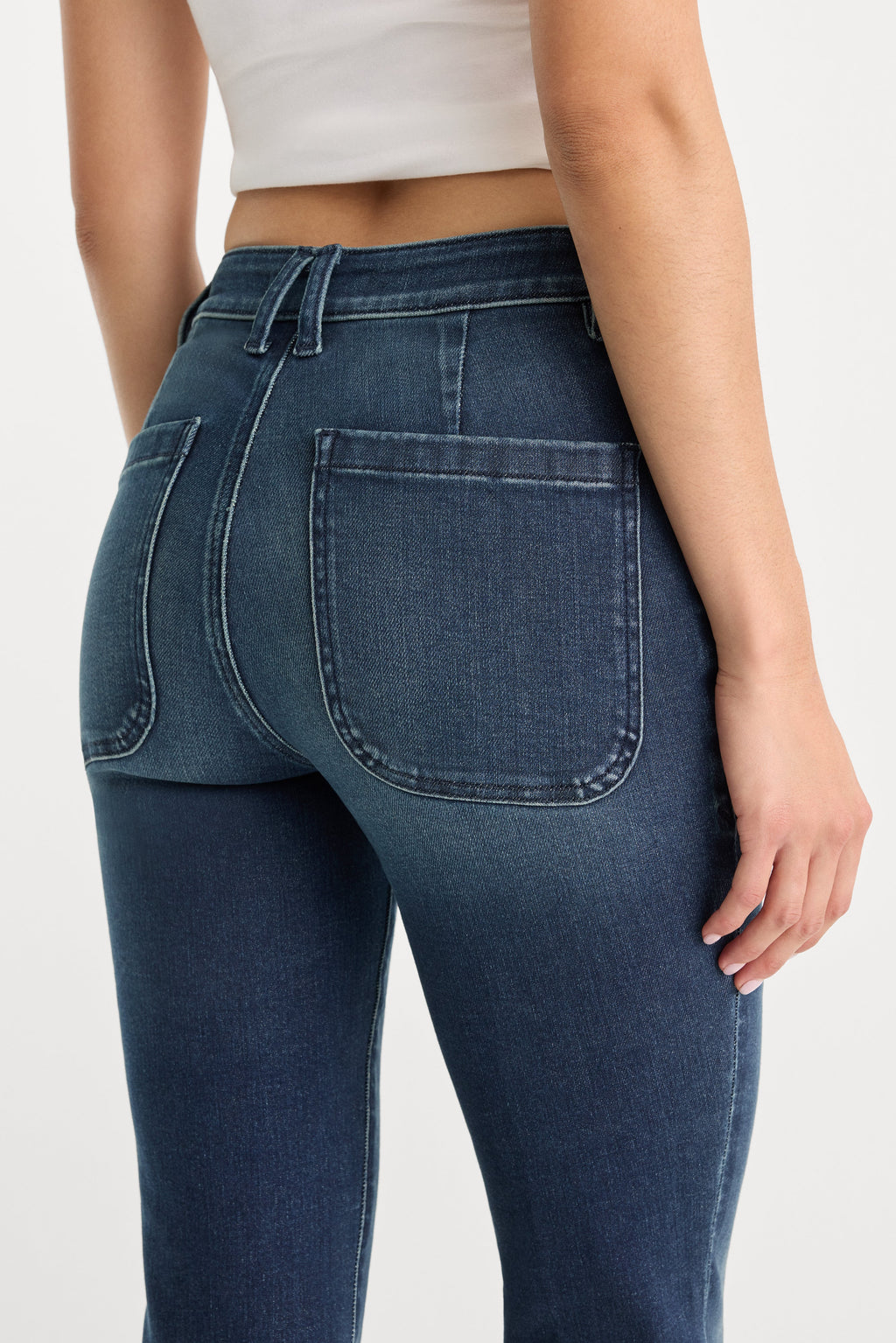 GOOD PETITE FLARE JEANS LYRICAL