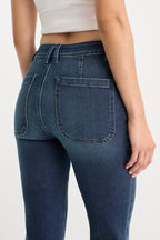 GOOD PETITE FLARE JEANS LYRICAL