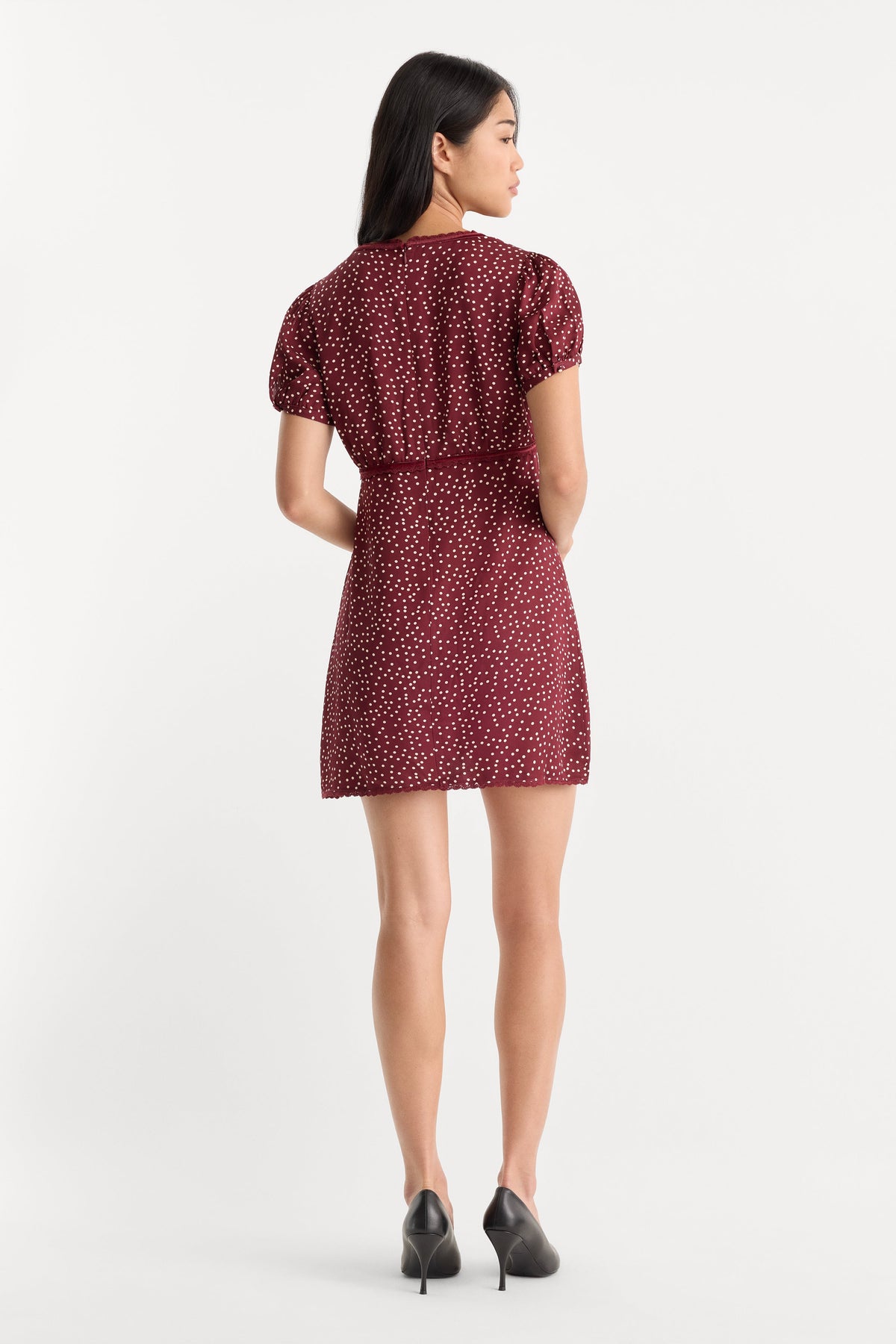 THE WOVEN V NECK DRESS BERRY NOIR PRINT
