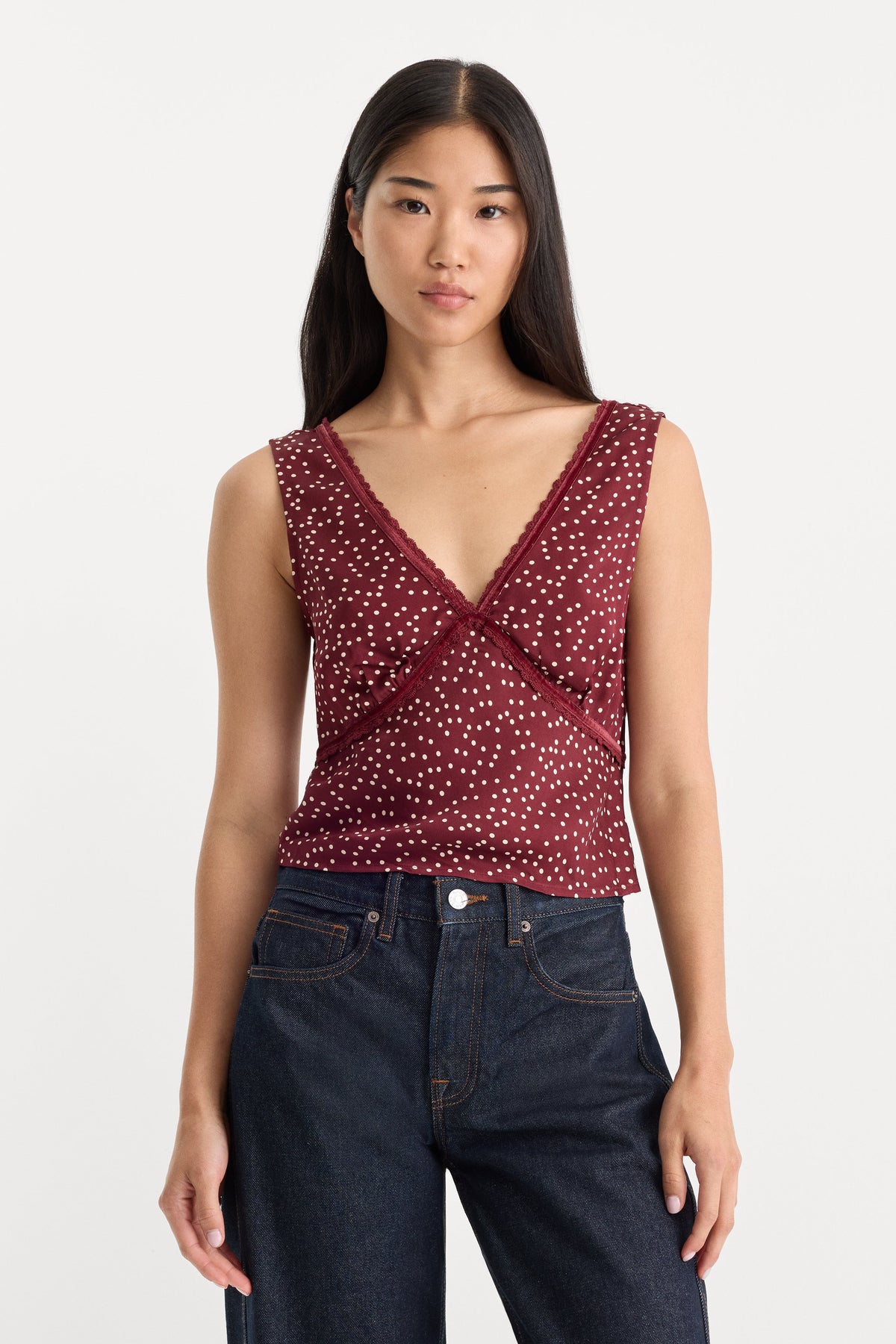 THE WOVEN V NECK TOP BERRY NOIR PRINT
