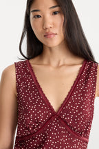 THE WOVEN V NECK TOP BERRY NOIR PRINT