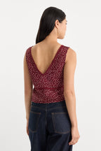 THE WOVEN V NECK TOP BERRY NOIR PRINT