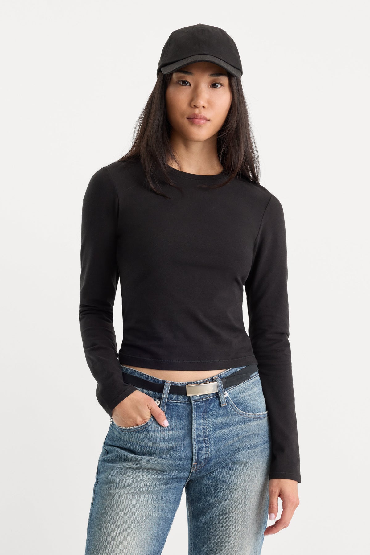 THE LONG SLEEVE BABY TEE BLACK
