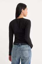 THE LONG SLEEVE BABY TEE BLACK