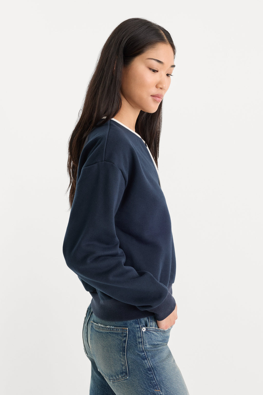 THE BRUSHED FLEECE HENLEY NEW NAVY