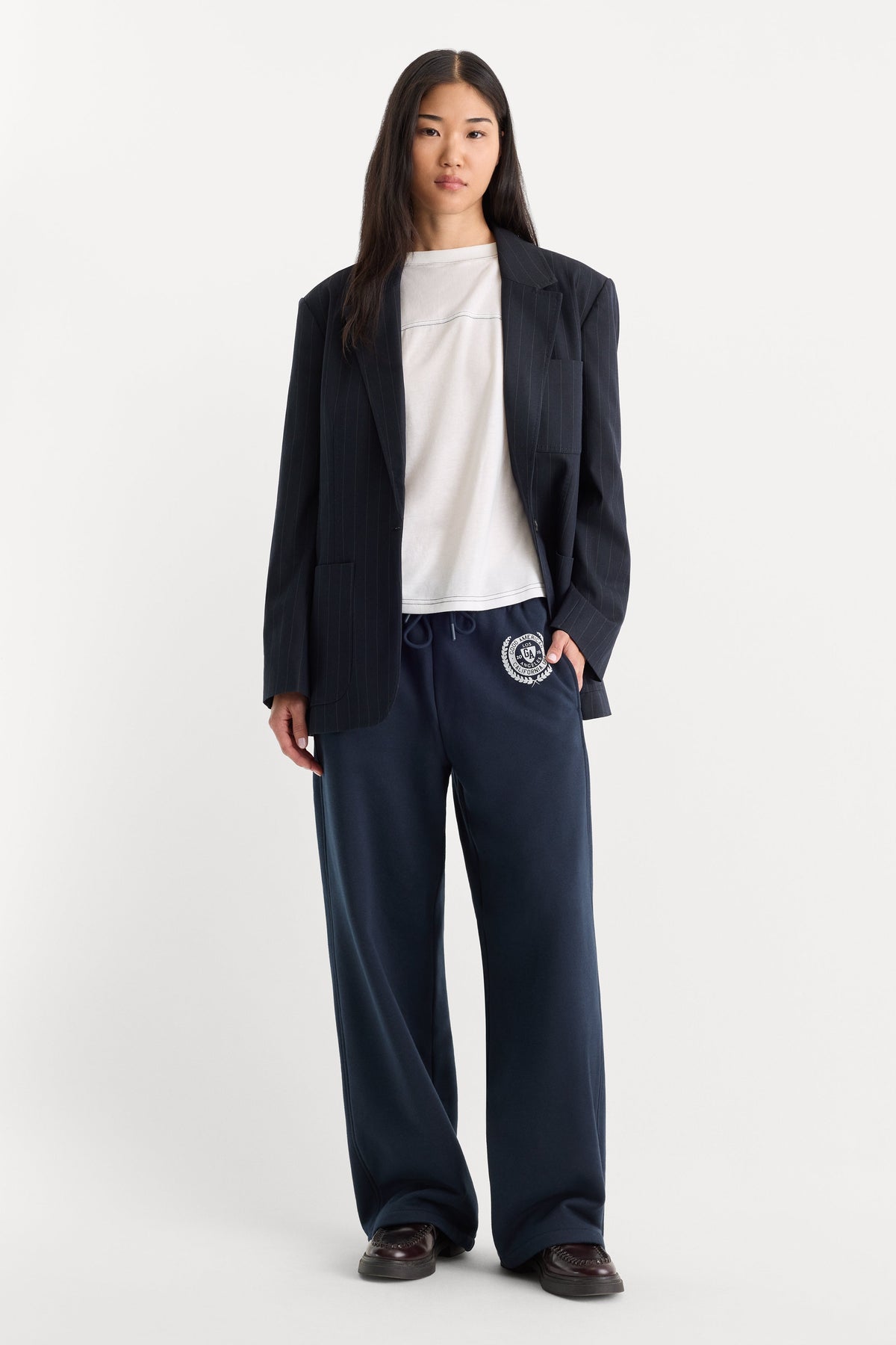 THE BRUSHED FLEECE SWEATPANT NEW NAVY
