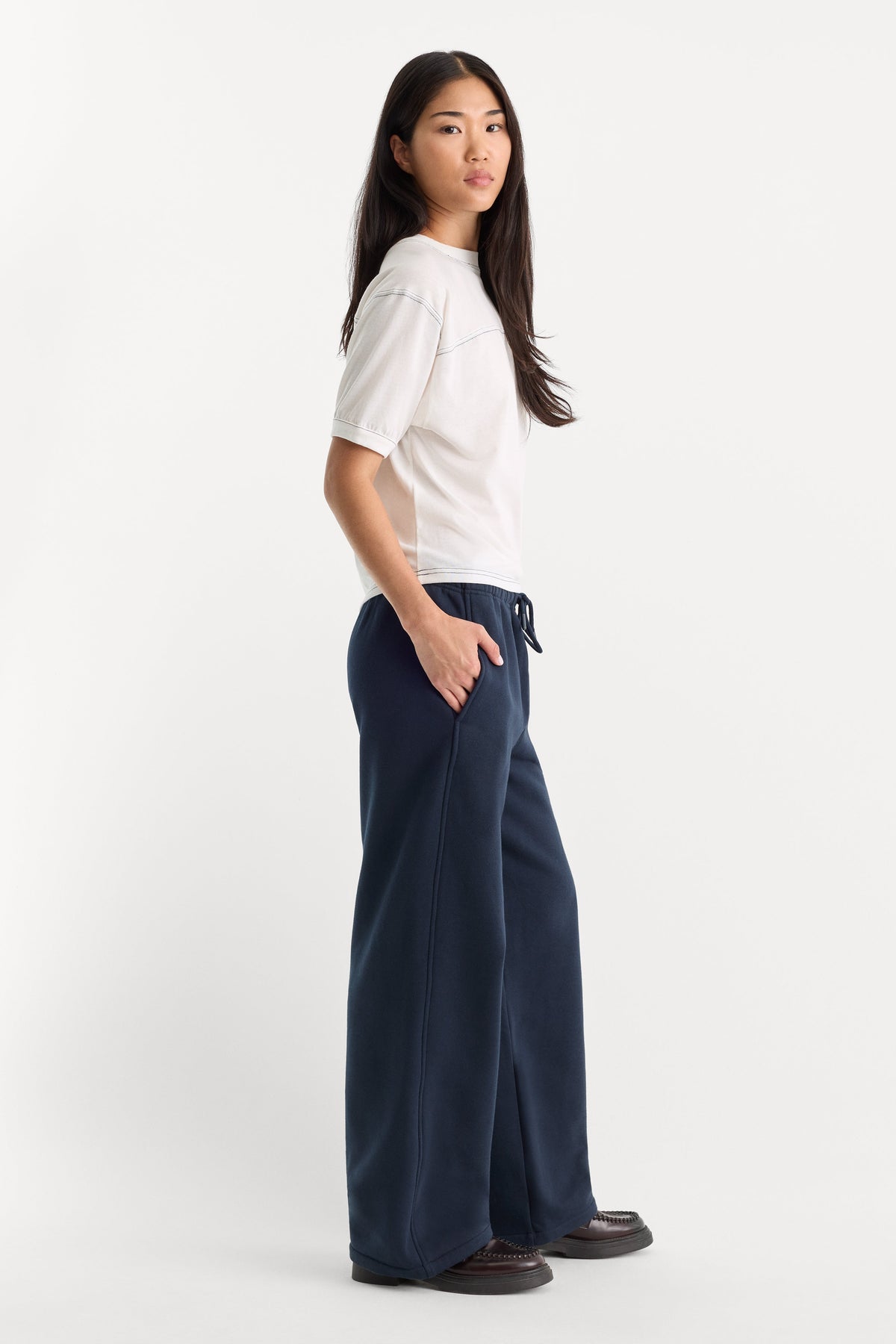 THE BRUSHED FLEECE SWEATPANT NEW NAVY