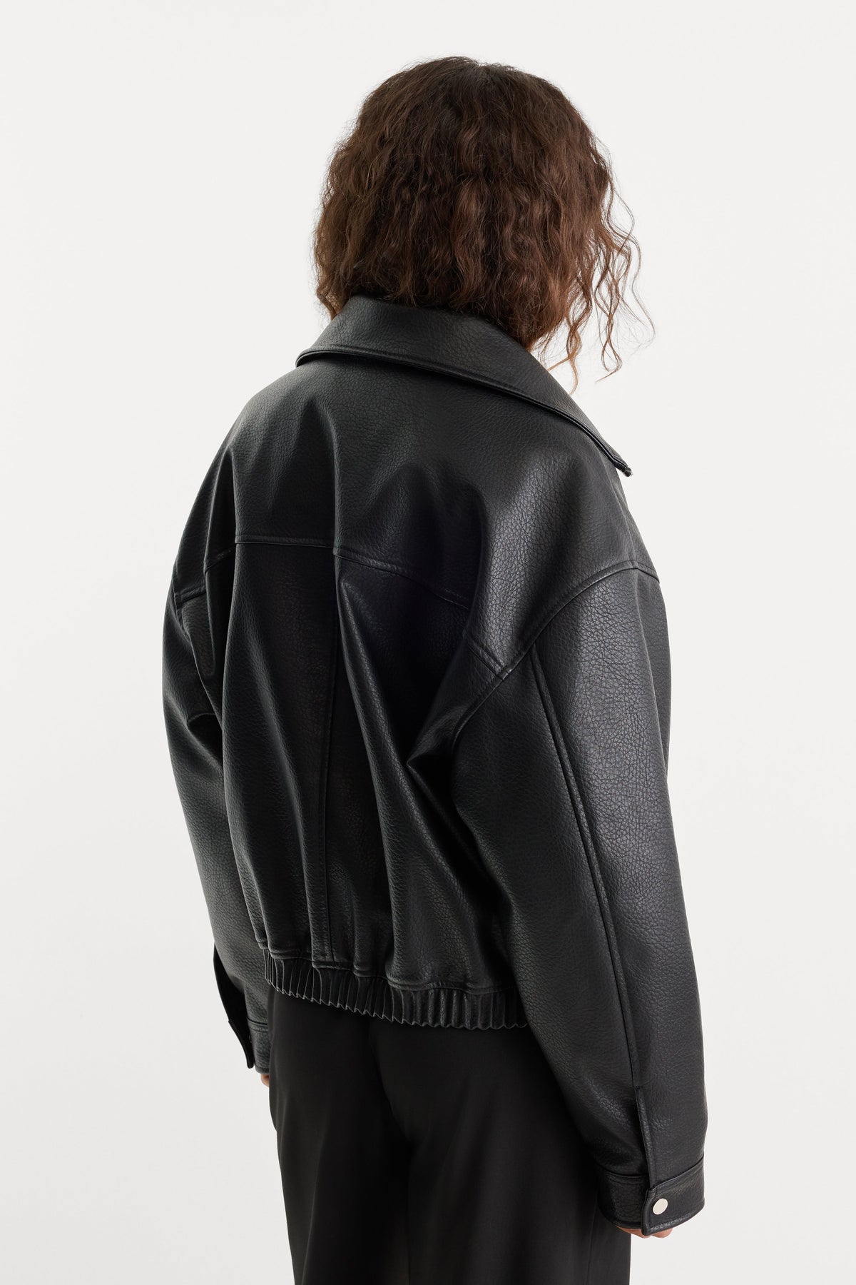 THE BETTER THAN LEATHER FUNNEL JACKET BLACK001