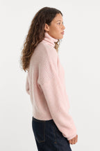THE OVERSIZED TURTLENECK SWEATER BLUSH