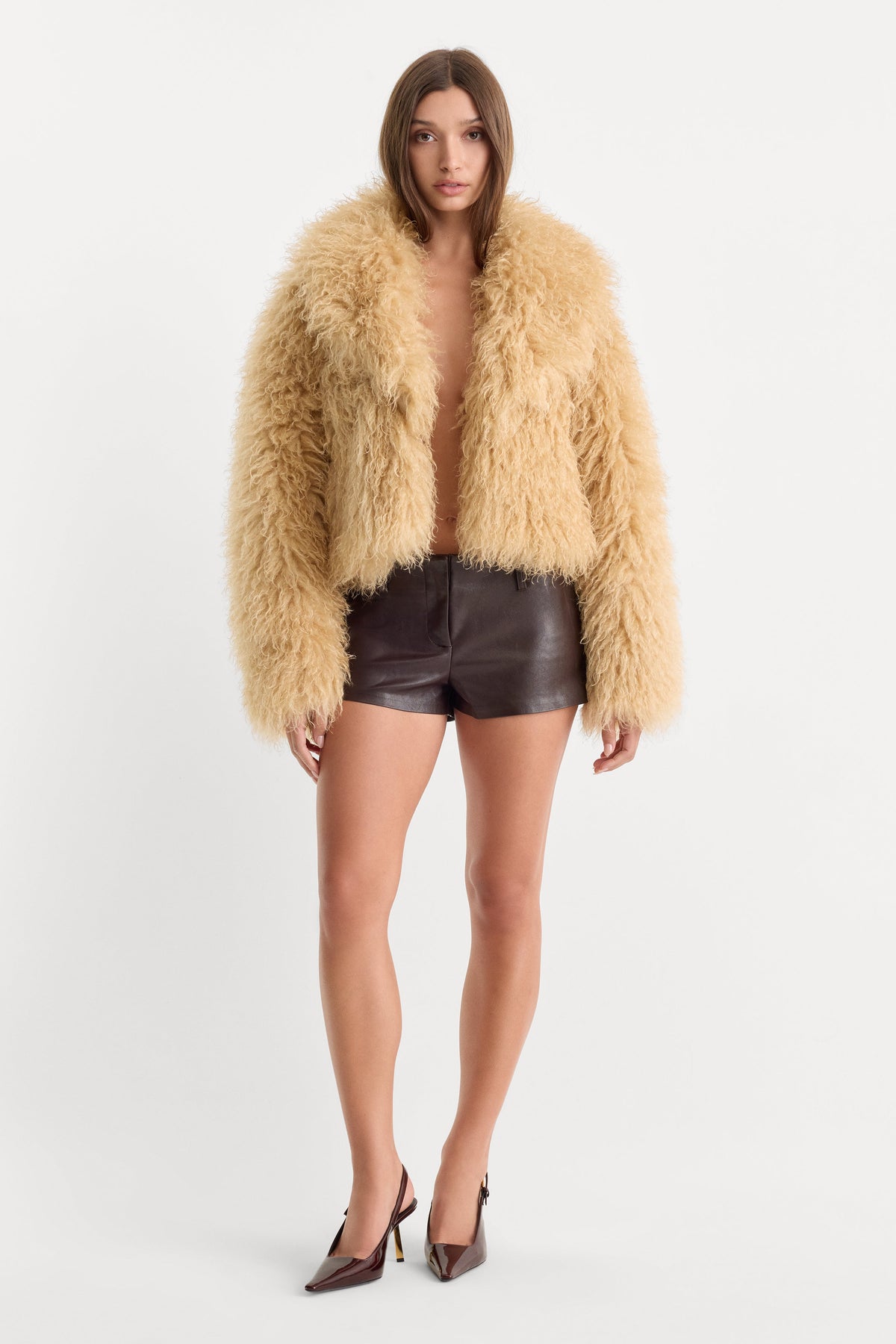 THE FAUX FUR COAT SAND