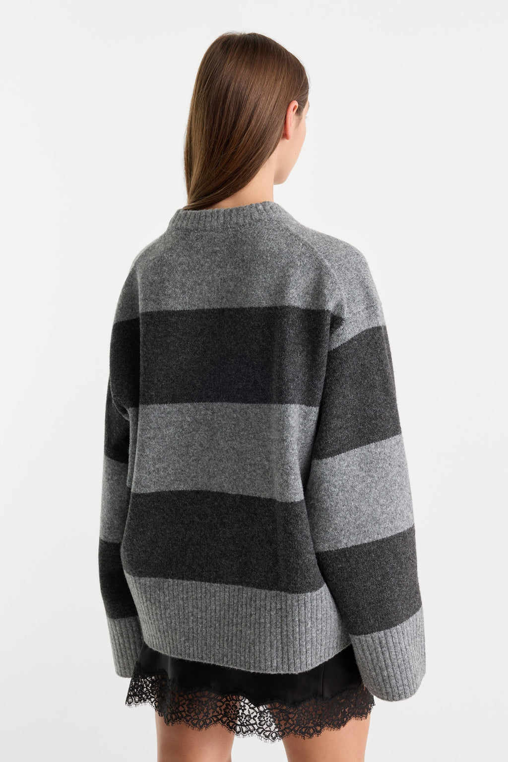 THE OVERSIZED CREW SWEATER GREY MELANGE STRIPE