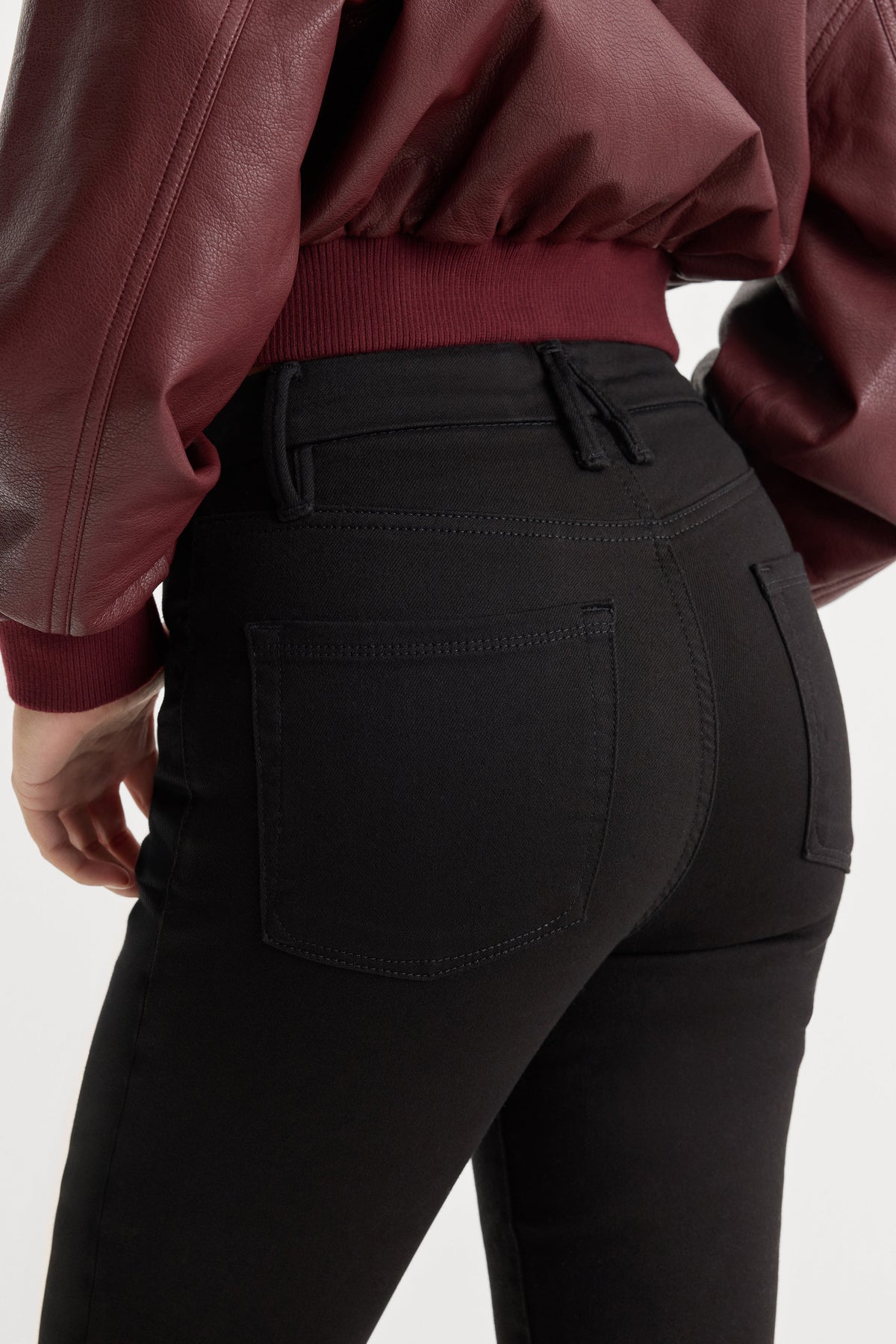NEVER FADE BUTTON FRONT GOOD LEGS STRAIGHT JEANS BLACK001