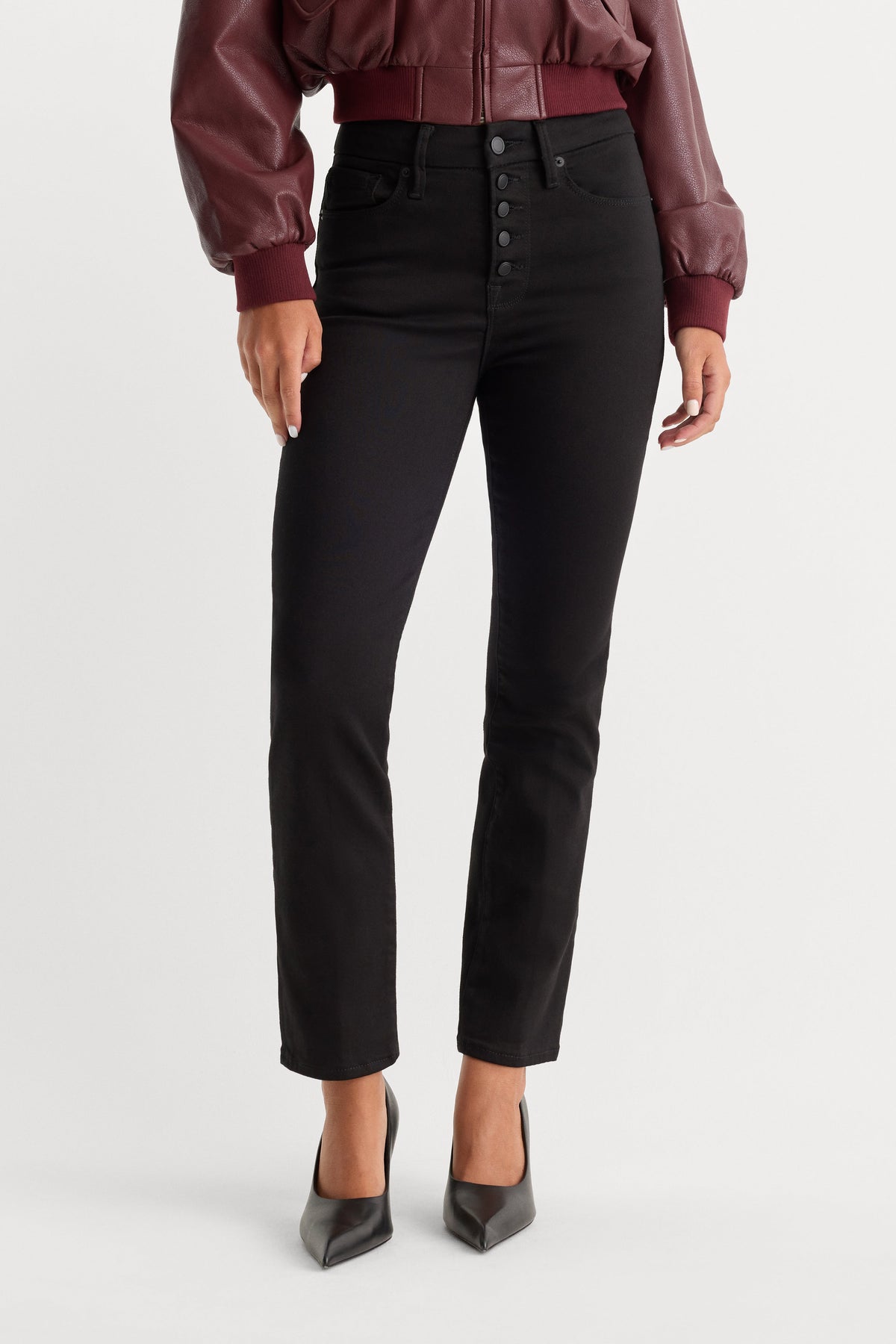 NEVER FADE BUTTON FRONT GOOD LEGS STRAIGHT JEANS BLACK001