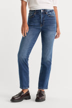 ALWAYS FITS GOOD PETITE STRAIGHT JEANS INDIGO571
