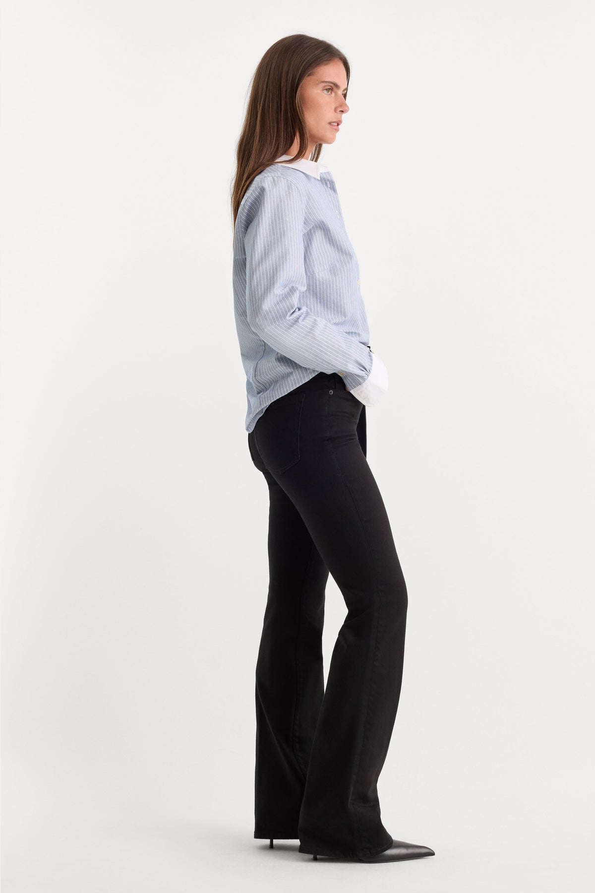 NEVER FADE GOOD CLASSIC SLIM BOOTCUT JEANS BLACK