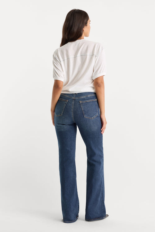 ALWAYS FITS GOOD CLASSIC BOOTCUT JEANS INDIGO446