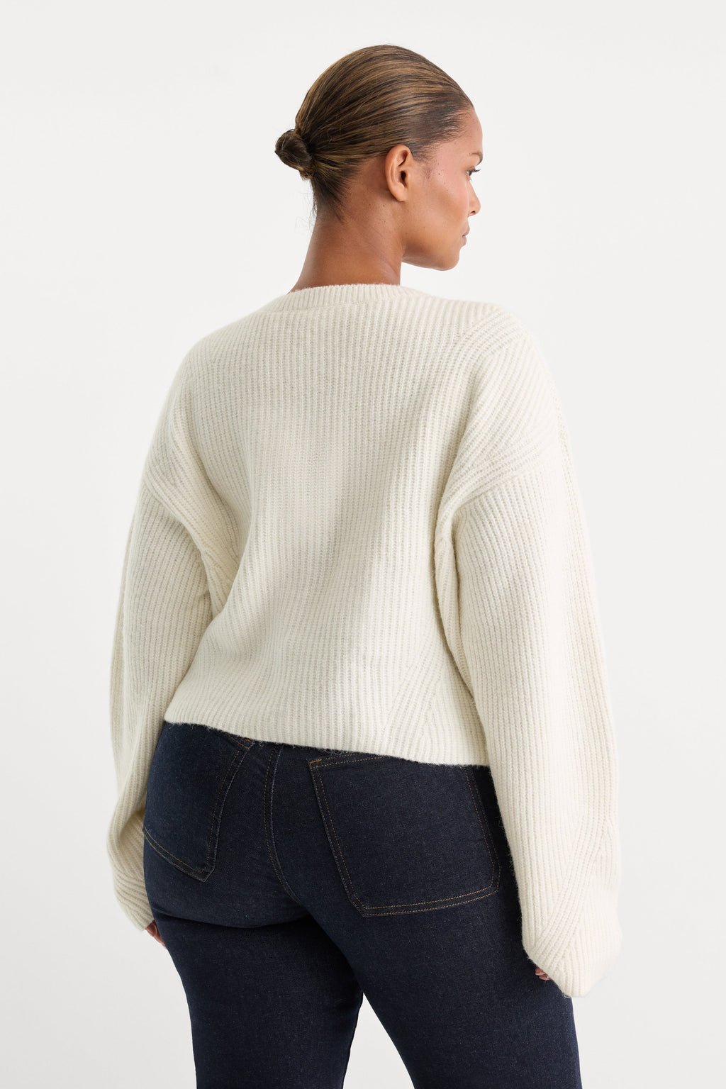 THE CHUNKY KNIT CARDIGAN CHALK
