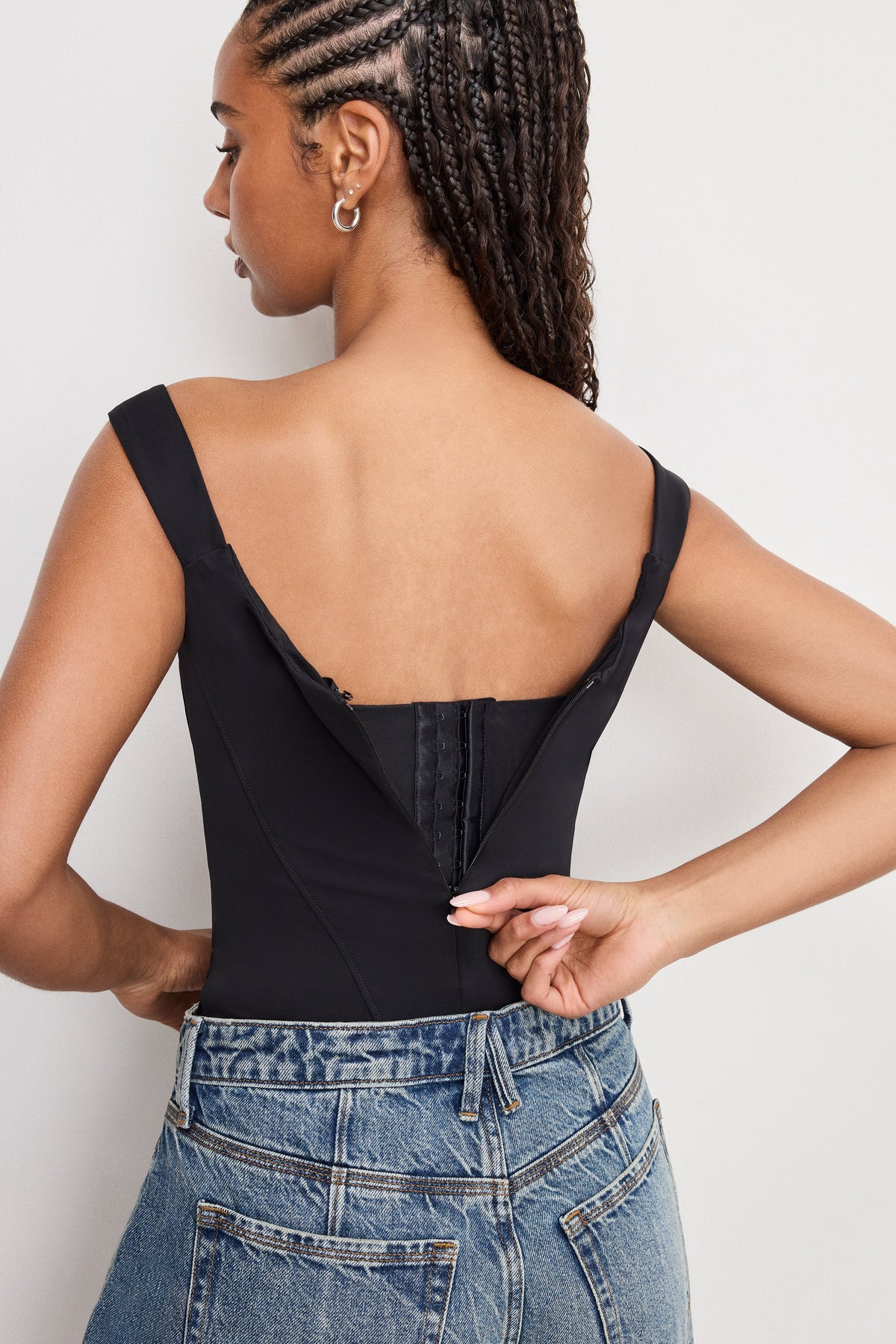 SCULPTING CORSET BODYSUIT BLACK001