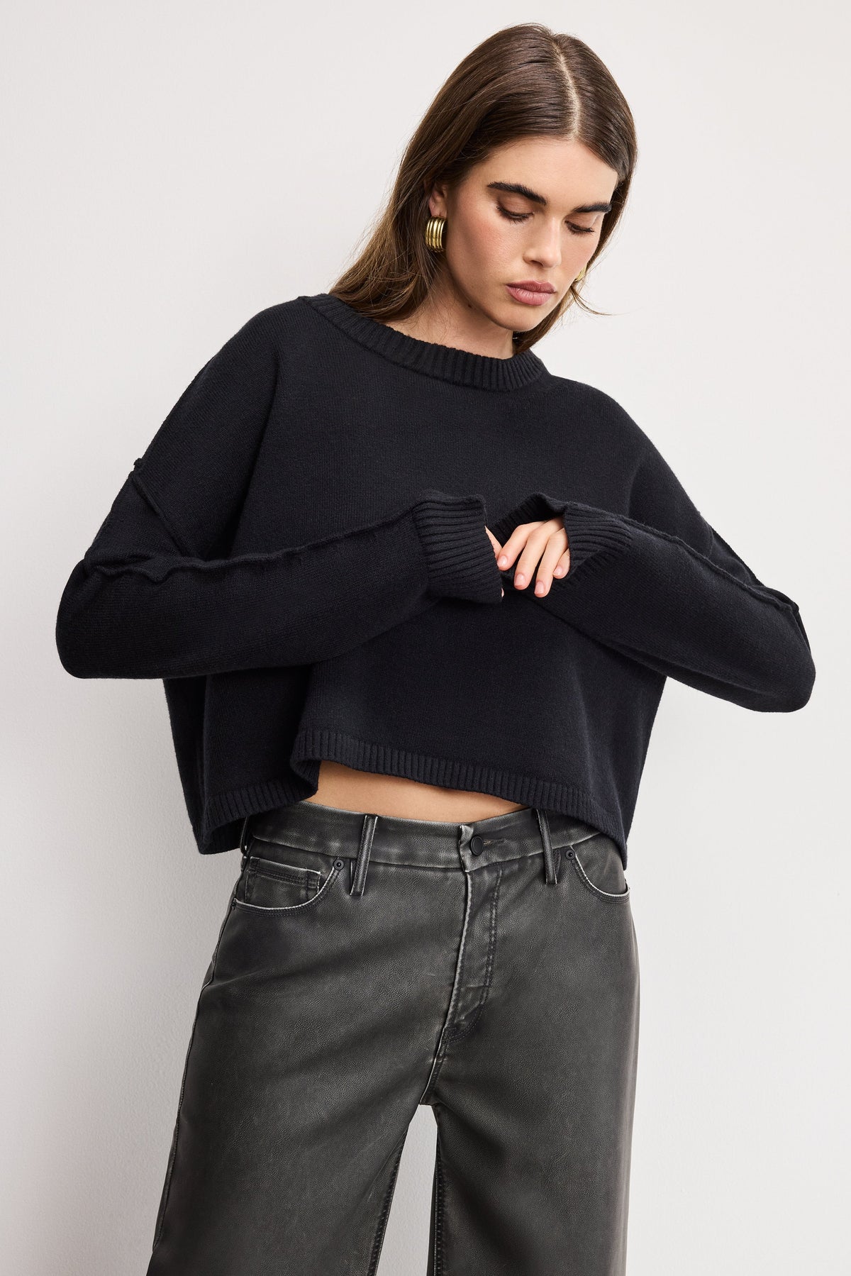 COZY KNIT CREW NECK BLACK