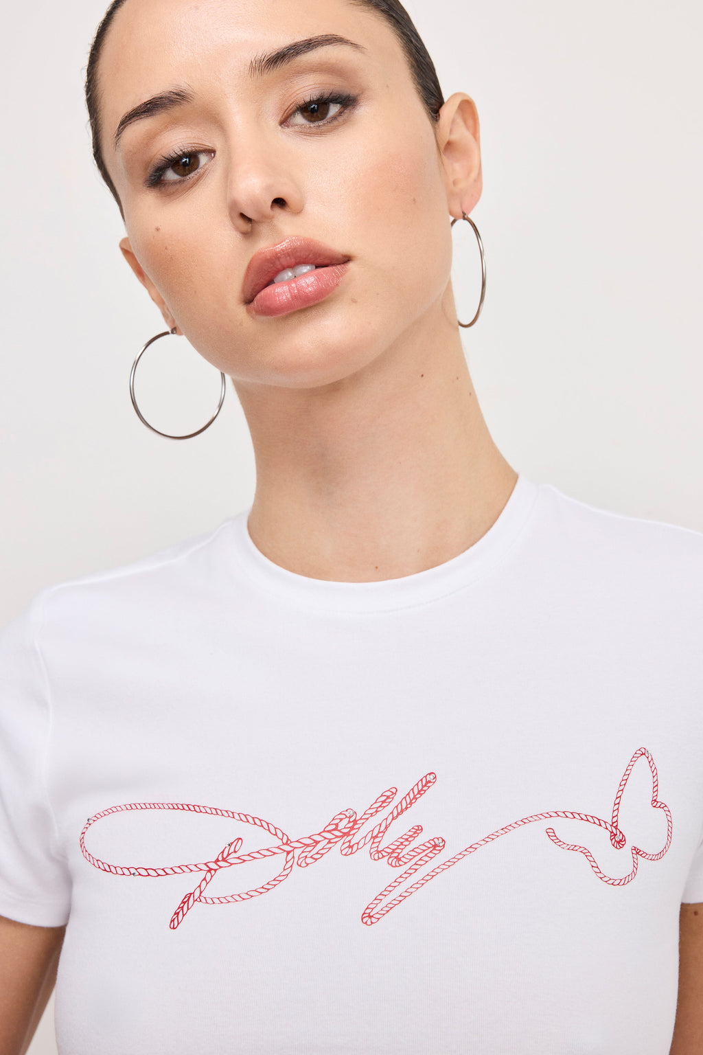 DOLLY SIGNATURE SUPER STRETCH BABY TEE WHITE001